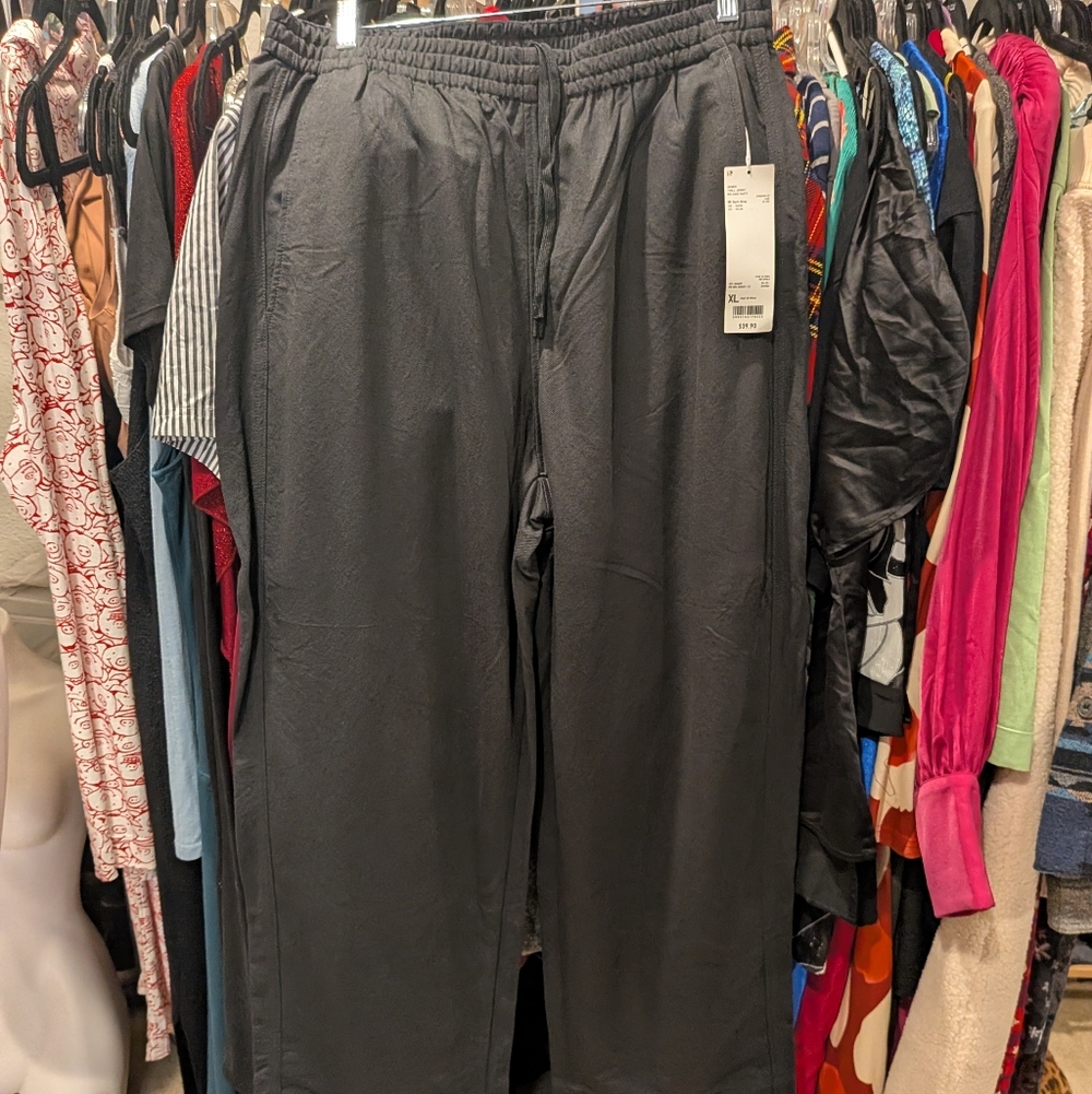 Uniqlo Relaxed Twill Gray Pants - XL